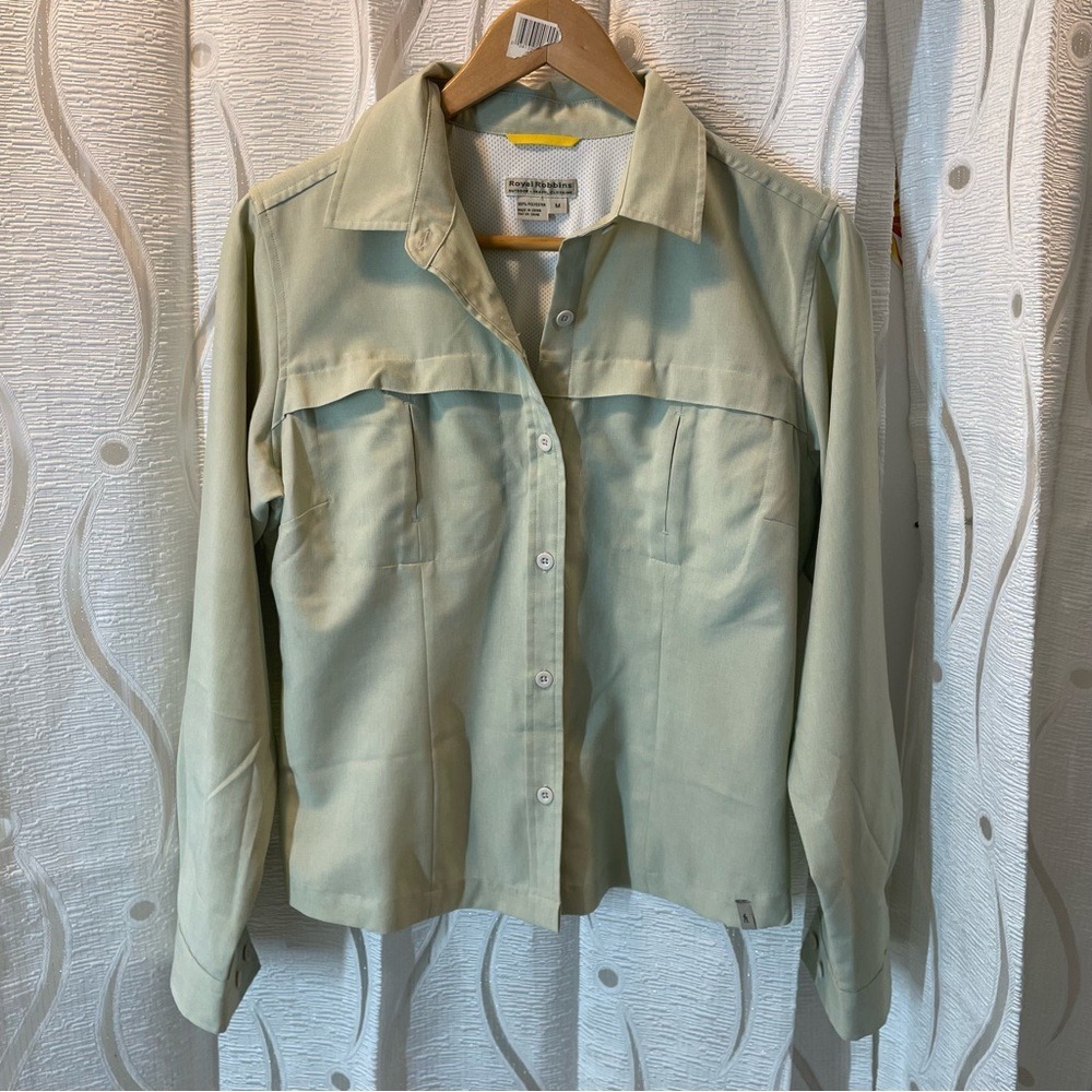 Royal Robbins Hiking Travel Shirt Womens Medium Sage Green ‎ Ventilated